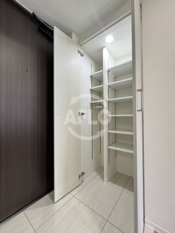 グランドファースト大阪福島の収納|グランドファースト大阪福島　シューズボックス