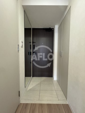 グランドファースト大阪福島の玄関|グランドファースト大阪福島　玄関