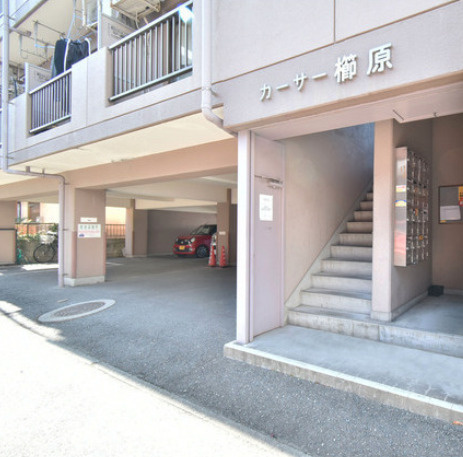 カーサ櫛原【10,000円キャッシュバック対象物件】のエントランス|ゆとりのあるエントランスです