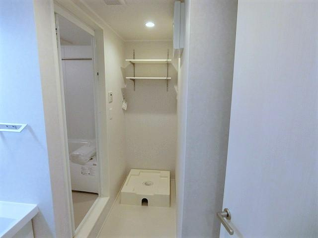 Ｙ・ノヴェル　Ｂ棟の洗面所|スペースが確保できる洗面所です