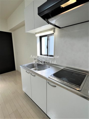 【キッチン】 | インテリジェンス御堂 | IHコンロ！シンクも広く、収納力も高い！窓もあって通気性を確保