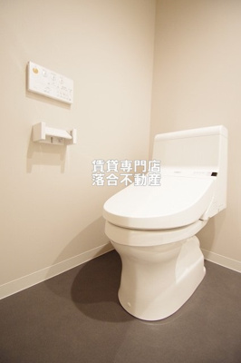 【トイレ】 | CozyHouse相模原 | 清潔感のあるトイレ