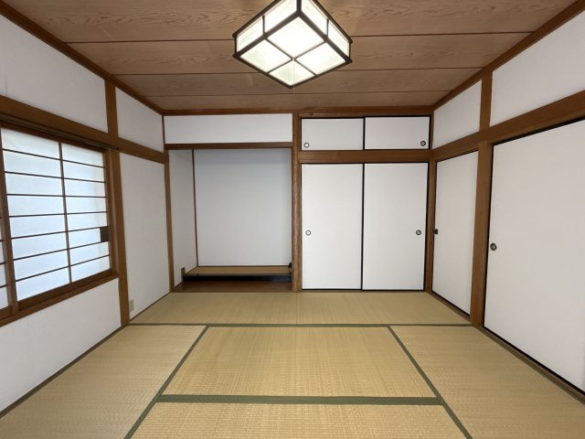 香寺町戸建ての和室