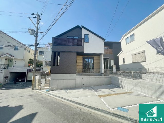 豊中市上野東　第2期　新築一戸建ての外観|安心の10年保証！外観を美しく保ち、雨水で汚れを落とします！気になることがありましたら、お気軽にお問い合わせください！