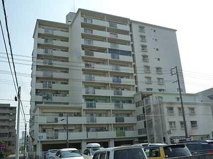 イトーピア舟入マンションの外観