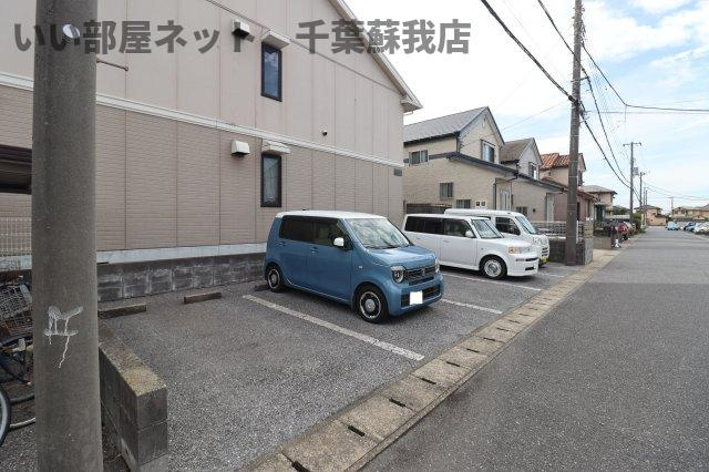 オーシャンサイド　Ⅰの駐車場|駐車スペースもあります