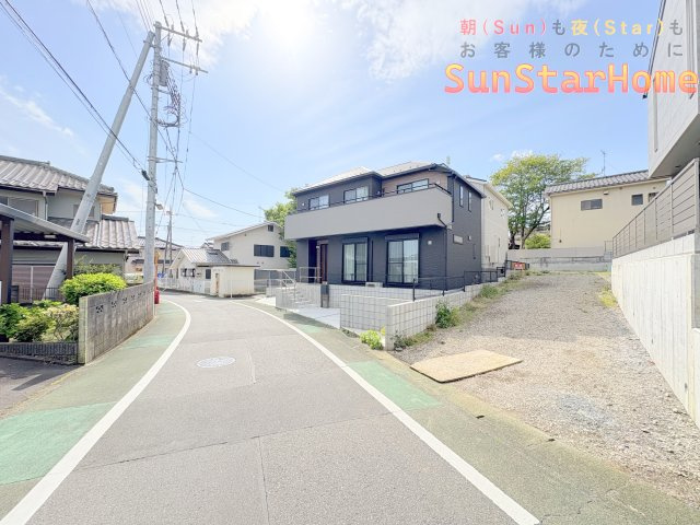 【サンスターホーム】瑞穂町石畑　150坪売地の前面道路含む現地写真