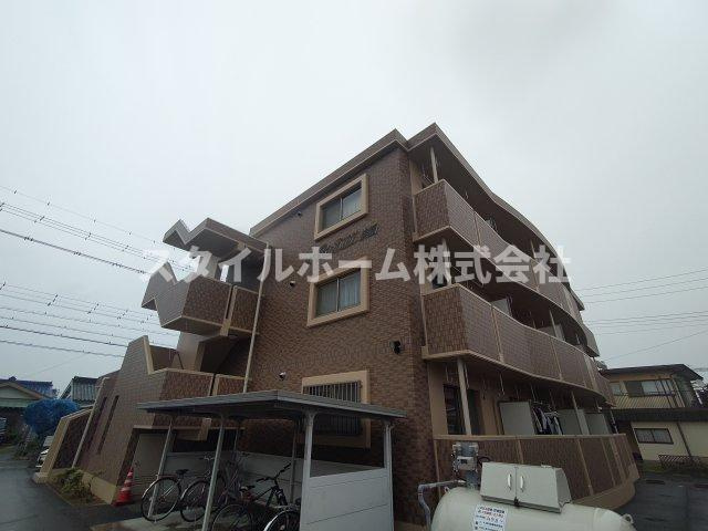 ビアンシュール美園の外観