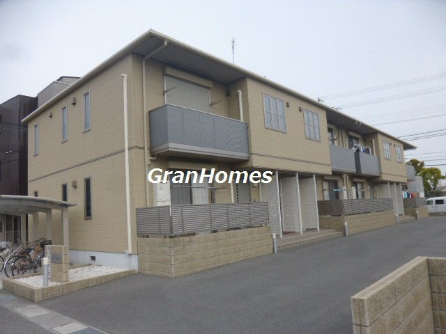 メゾン鎌倉の外観