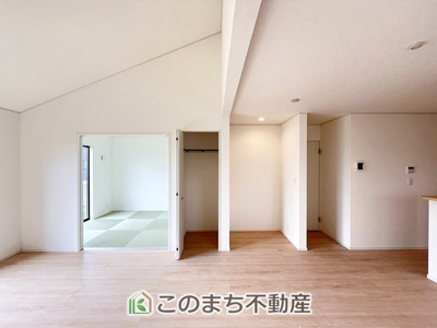 【収納】 | CRADLEGARDEN筑西市二木成第2　 | 平屋ならではの開放的なリビングには収納もあるんです☆