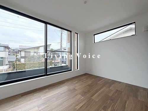 【仲介手数料０円】藤沢市片瀬山1丁目　新築一戸建て　2号棟　全2棟の洋室|藤沢市片瀬山1丁目　新築一戸建て　全2棟