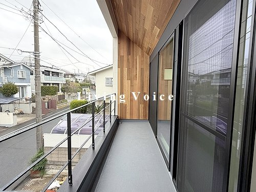 【仲介手数料０円】藤沢市片瀬山1丁目　新築一戸建て　2号棟　全2棟のバルコニー|藤沢市片瀬山1丁目　新築一戸建て　全2棟