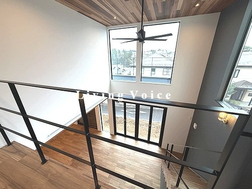 【仲介手数料０円】藤沢市片瀬山1丁目　新築一戸建て　2号棟　全2棟の居間・リビング|藤沢市片瀬山1丁目　新築一戸建て　全2棟