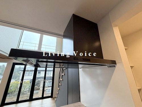 【仲介手数料０円】藤沢市片瀬山1丁目　新築一戸建て　全2棟のキッチン|藤沢市片瀬山1丁目　新築一戸建て　全2棟