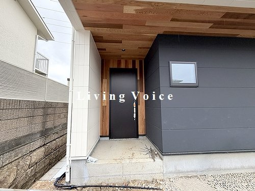【仲介手数料０円】藤沢市片瀬山1丁目　新築一戸建て　2号棟　全2棟のエントランス|藤沢市片瀬山1丁目　新築一戸建て　全2棟