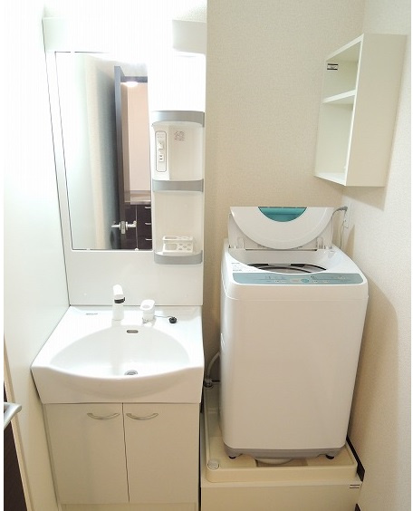 レオネクストインフィールドⅡの独立洗面台