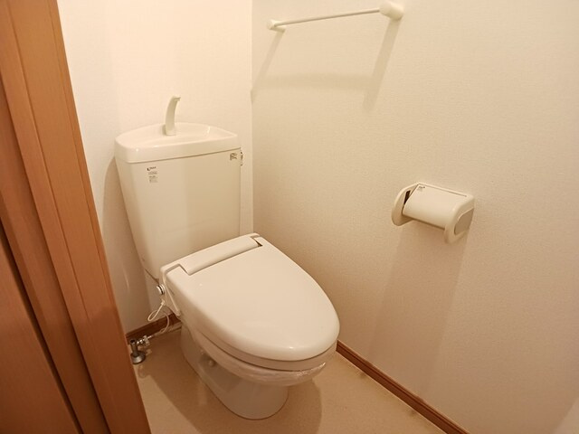 ウエスト　ウッド　アベニューのトイレ