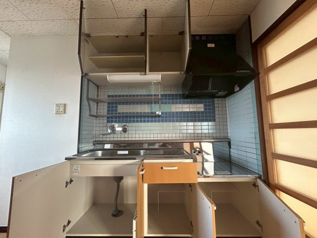 マルイブーゲンビリアのキッチン