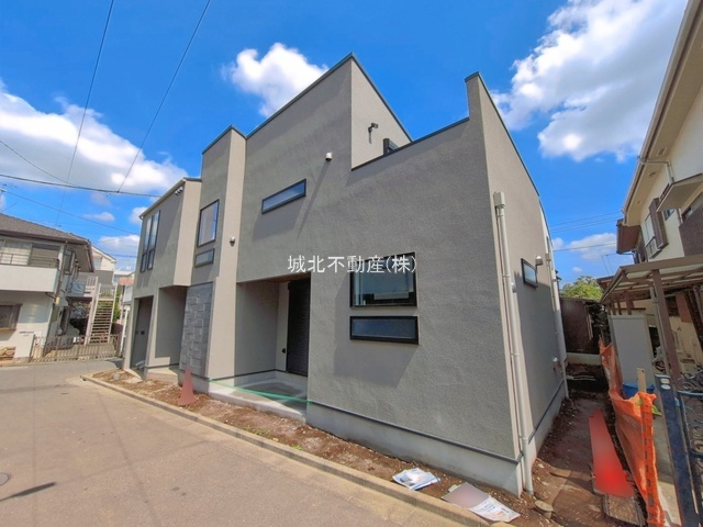 杉並区荻窪2丁目　全2棟A号棟の前面道路含む現地写真|現地(2026年4月6日撮影)