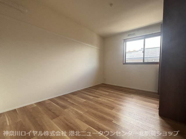 【寝室】