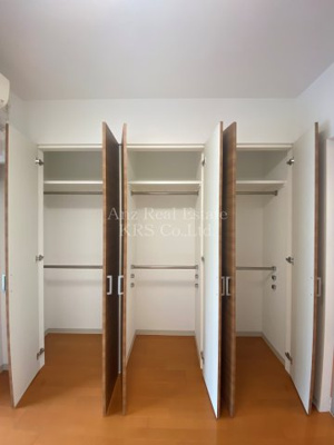 【収納】 | アーバネックス心斎橋 | たっぷり入るクローゼット！整理整頓をサポート！