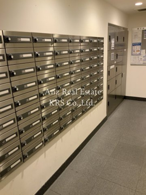 【その他共用部分】 | アーバネックス心斎橋 | 共有部分にある宅配ボックスとメールボックスです！