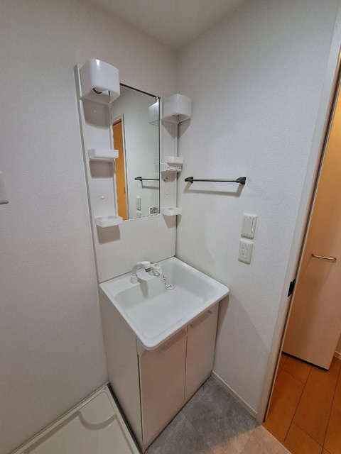 Ｗａｌｃｏｔｔｓ　ウォルコッツの洗面所|★シャンプードレッサー★