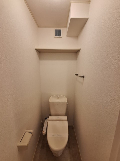 Ｗａｌｃｏｔｔｓ　ウォルコッツのトイレ|★温水洗浄便座★