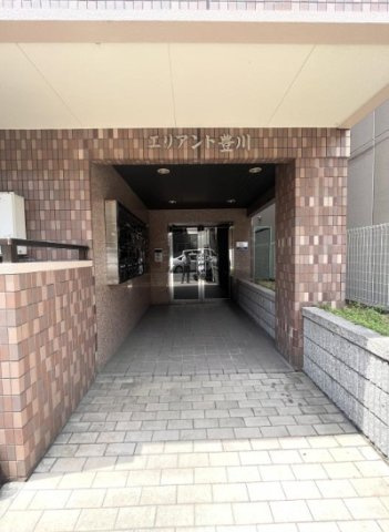 エリアント豊川のエントランス