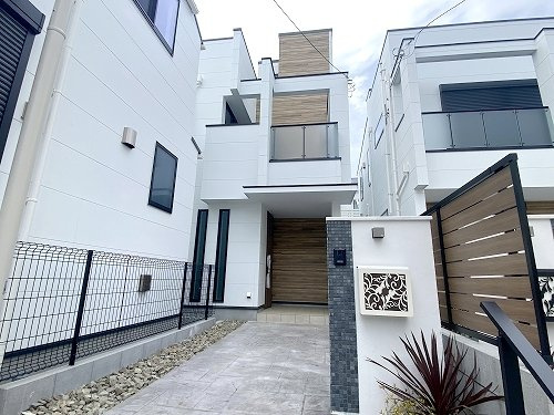 【仲介手数料０円】茅ヶ崎市東海岸南3丁目　新築一戸建て　全3棟の外観|2号棟【仲介手数料０円】茅ヶ崎市東海岸南3丁目　新築一戸建て　全3棟