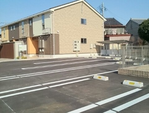 グリッツェンⅡの駐車場|カースペースがあります
