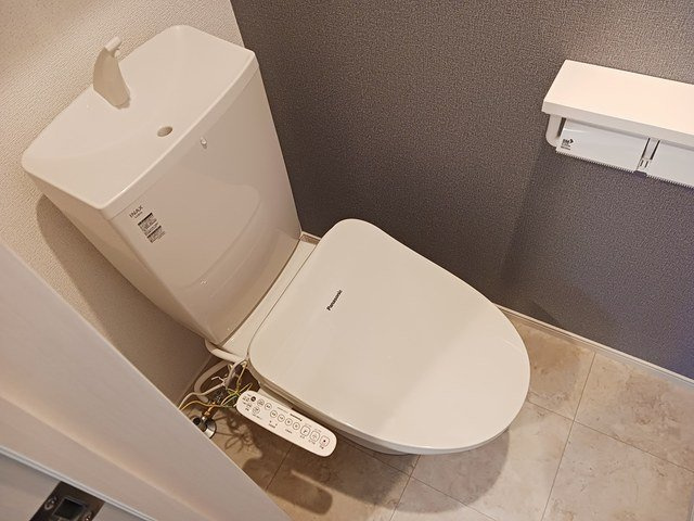 クレメント高岡Ｂのトイレ|トイレもきれいです