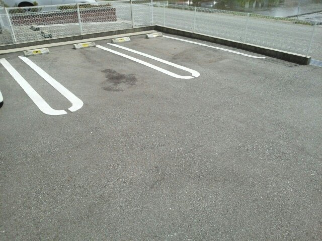 アンダンテの駐車場|駐車場完備です