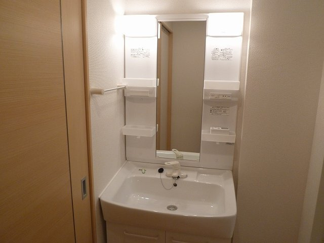 アンダンテの洗面所|脱衣スペースもあります