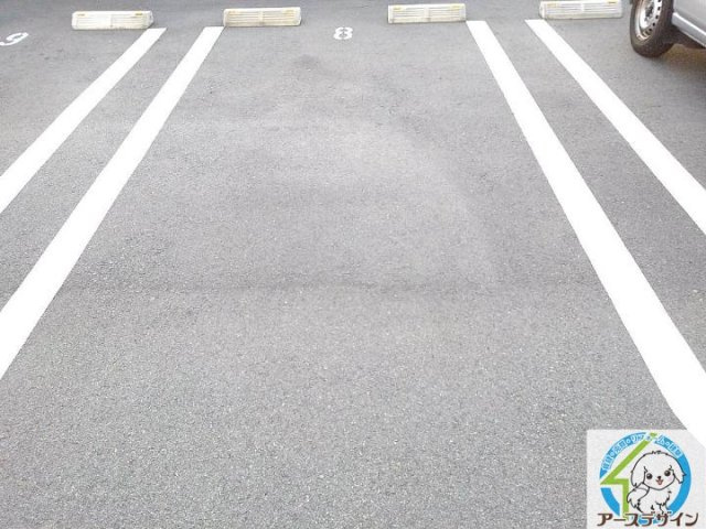 ルヴェ デュ ソレイユの駐車場|車をお持ちの方に嬉しい駐車場付きの物件です