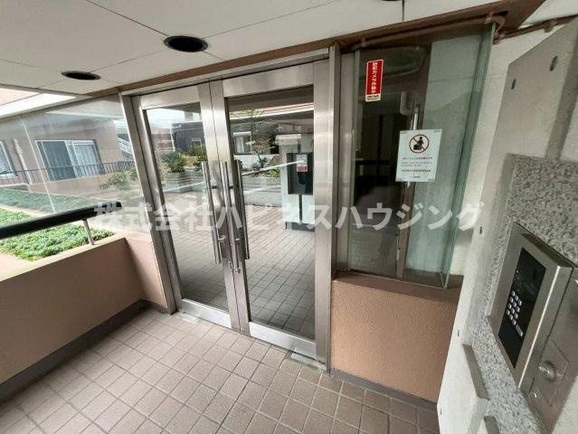 エイム柏のエントランス|エントランスは2階です。