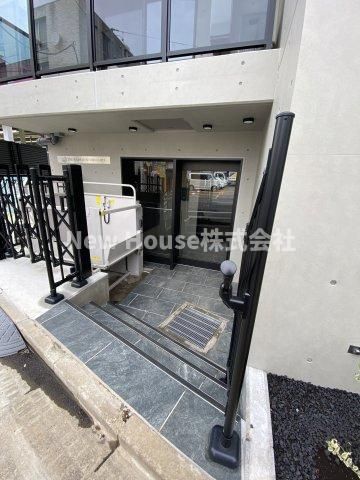 THE PALMS MUSE 新江古田のエントランス
