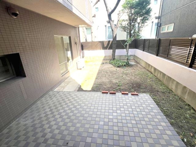 【庭】 | パークハイム御影中町