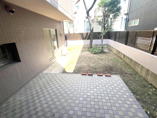 【庭】 | パークハイム御影中町