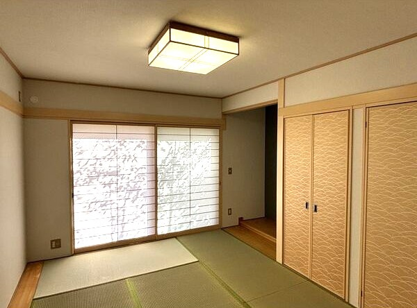 三好丘桜二丁目戸建ての寝室