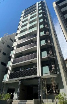 【外観】 | プライムブリス東中野駅前 | 鉄筋コンクリート造のがっちりとした建物。