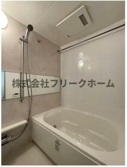 武蔵野市吉祥寺南町３丁目の賃貸マンションの浴室