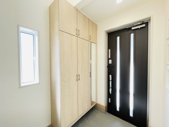 【玄関】 | 熊谷市赤城町1丁目　ブルーミングガーデン　新築戸建　全2棟　1号棟