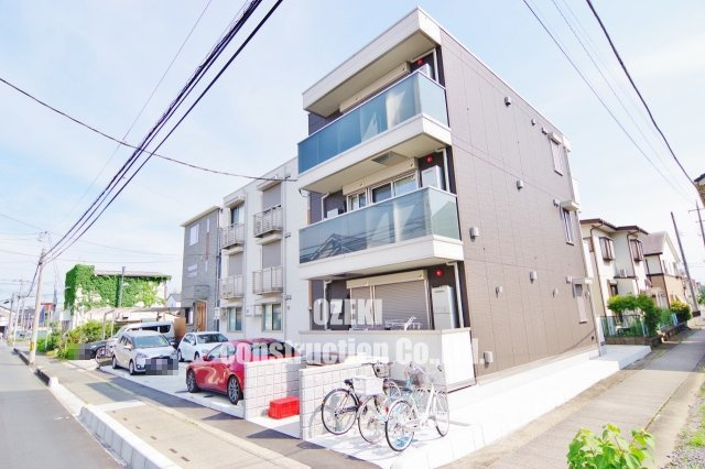 Dアヴァンス赤山の外観