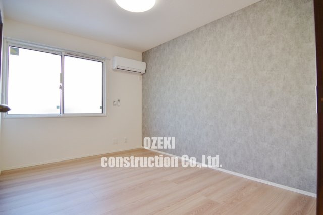 Dアヴァンス赤山の居間・リビング