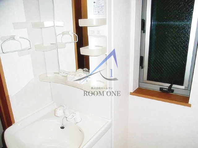 山の手三番館の洗面所|洗面台です。