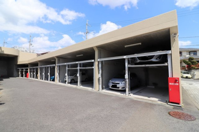 【駐車場】 | グランドメゾン仰木の里４番館 | 駐車場2