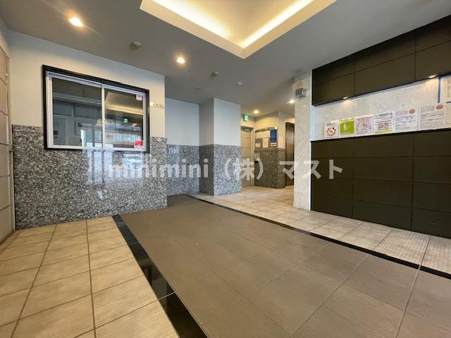 インボイス難波南レジデンスのロビー