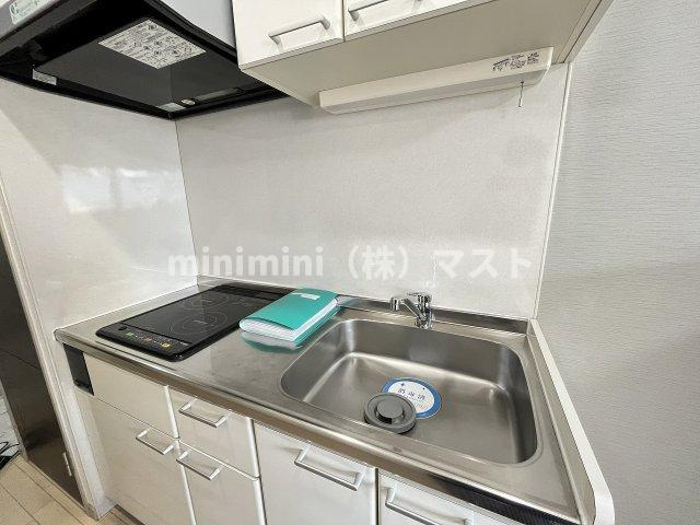 インボイス難波南レジデンスのキッチン