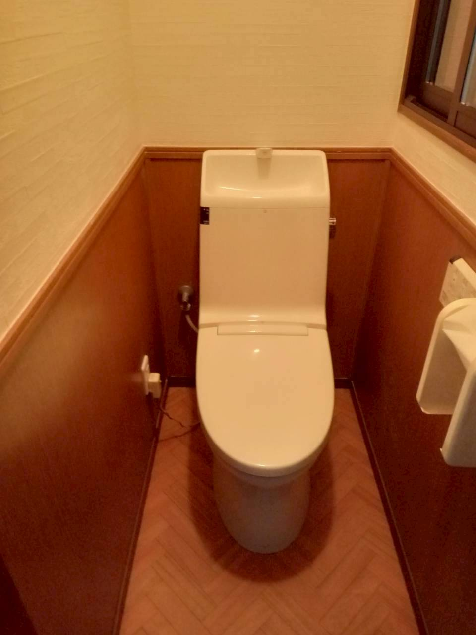 柏原市旭ヶ丘４丁目のトイレ